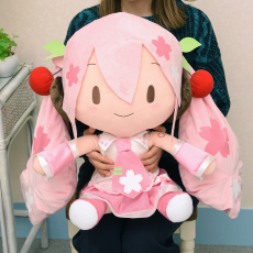 グッズ]桜ミク どでかジャンボふわふわぬいぐるみ｜セガプラザ