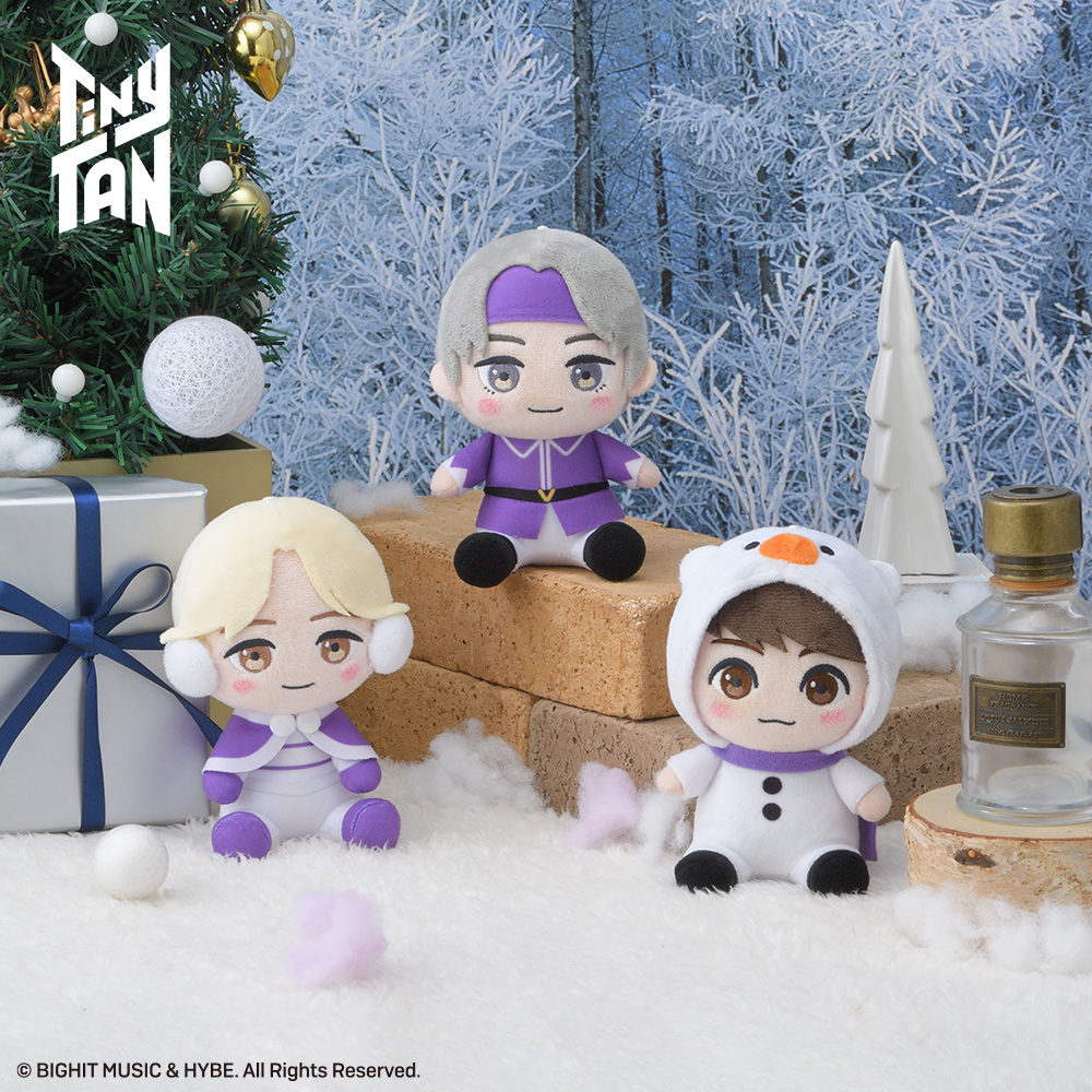 TinyTAN　Purple Holidays　モアプラスおすわりぬいぐるみ“RM＆Jin＆SUGA＆j-hope”