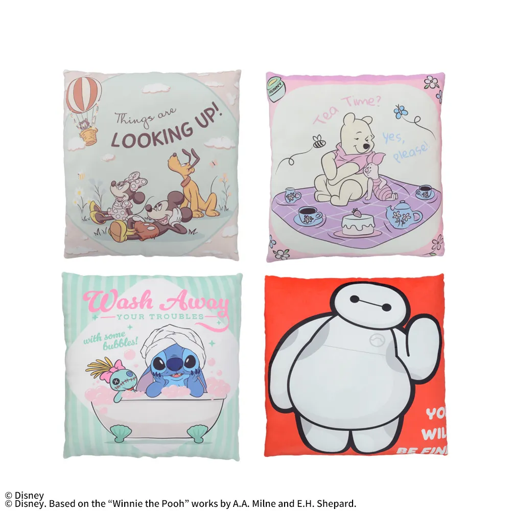 ディズニーキャラクター　スーパーギガザッカぐらもっちクッション