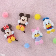 ミッキー&フレンズ　赤いほっぺ　ふわふわころりんマスコット