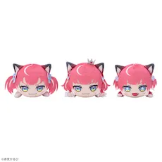 赤見かるび　寝そべり　ぬいぐるみ“赤見かるび”
