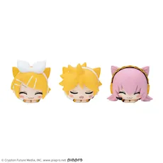 非売品 超特大 約360cm 巡音ルカ LOVES ファミマ 横断幕 初音ミク 初音ミクシリーズ おひるねこ ミニフィギュア“鏡音リン・鏡音レン・巡